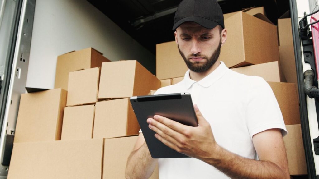 How to Automate Work Orders Using Field Service Software